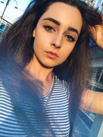 Анюта